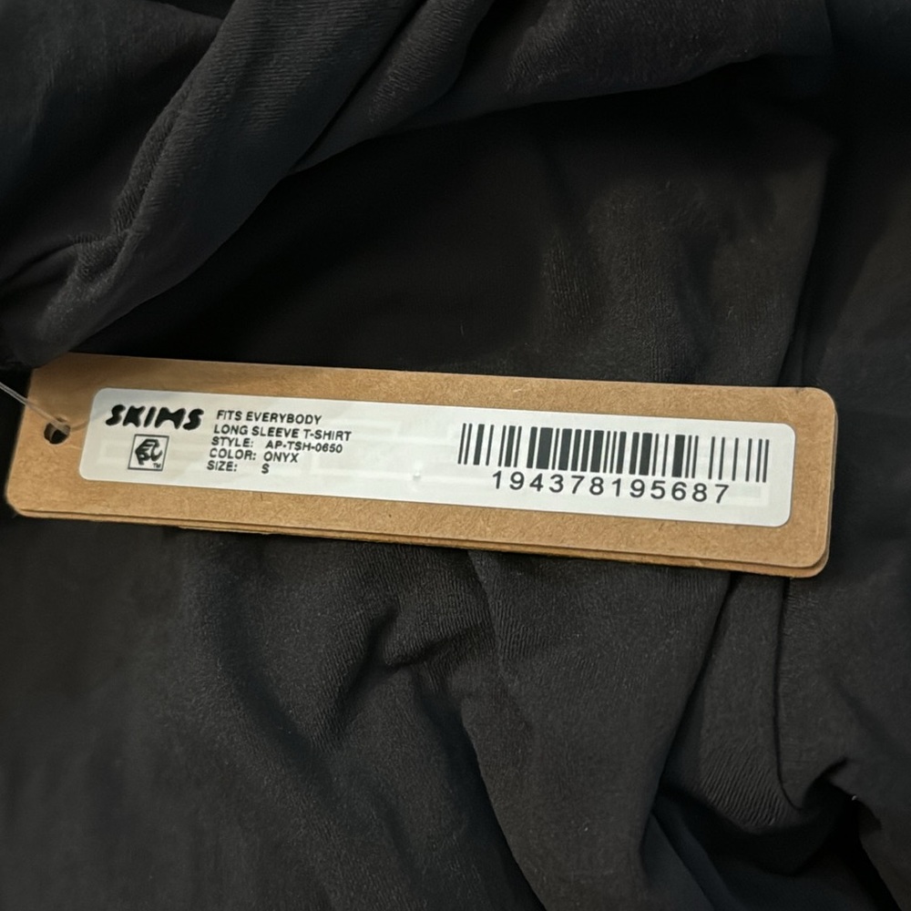 SKIMS FITS EVERYBODY LONG SLEEVE T-SHIRT - Picture 7 of 11